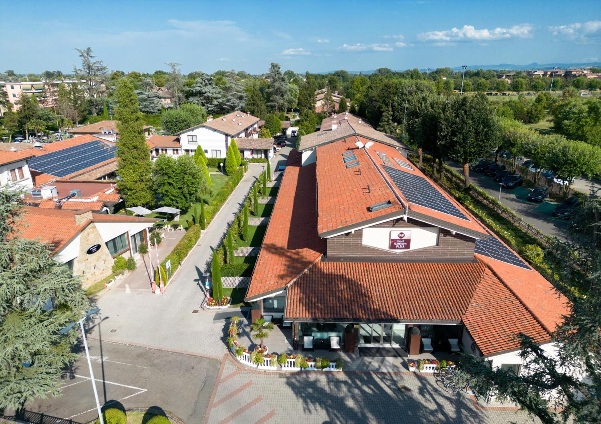 Best Western Plus Hotel Modena Resort Формиджине Экстерьер фото